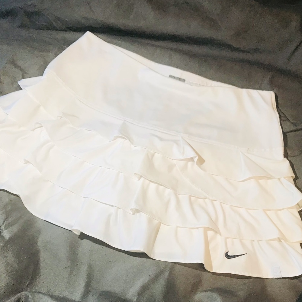 Nike Tiered Ruffle Tennis Skirt EUC